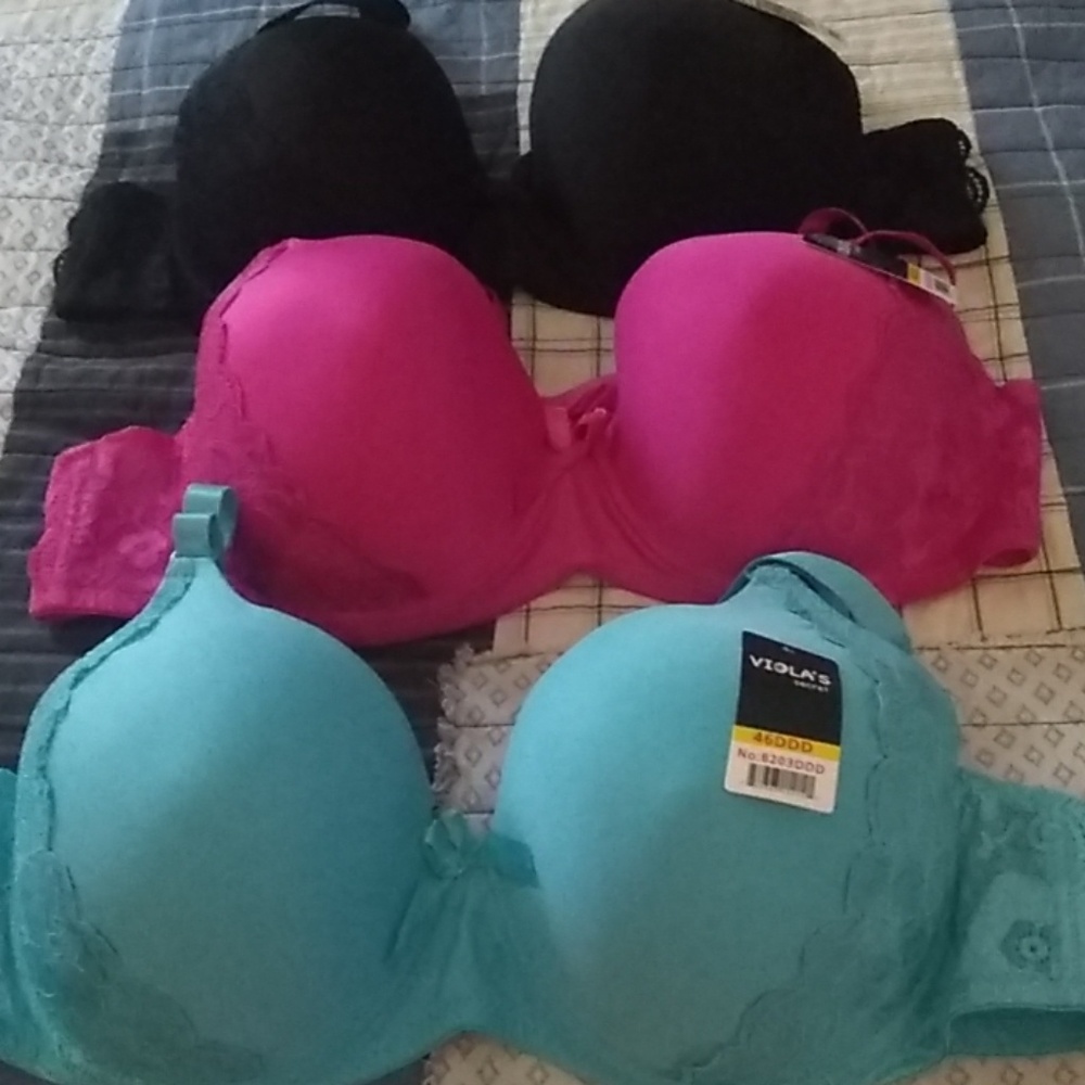 3Bras  46dand 3 panties 3x